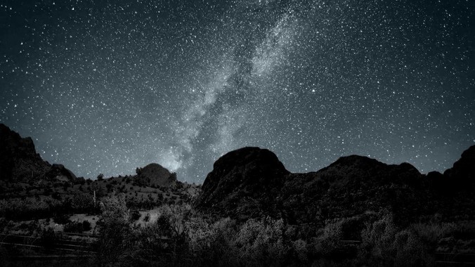 如何评价熊狼狗的《没钱修什么仙?》?